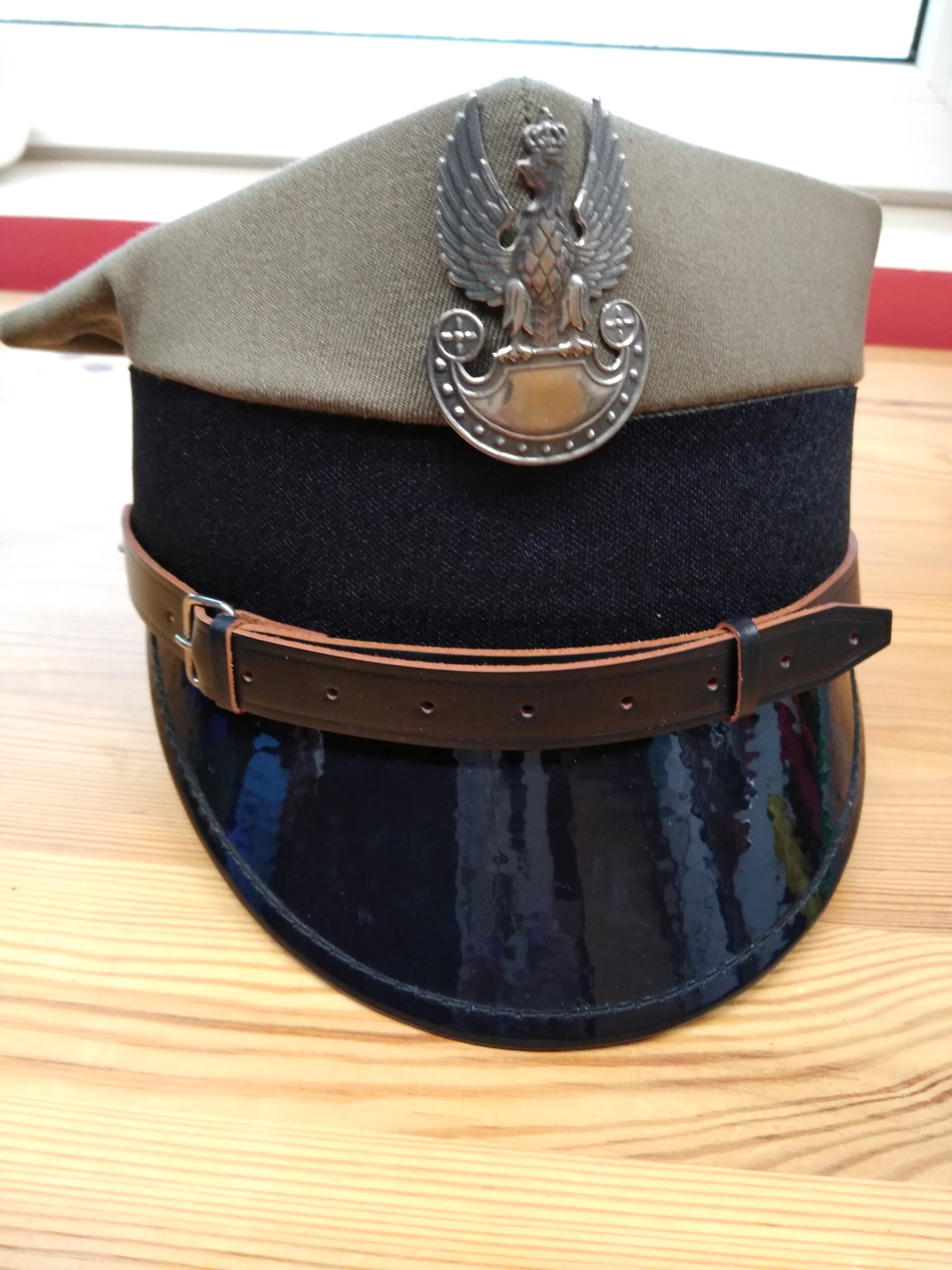 Otoki Szeregowy Kolor Czarny