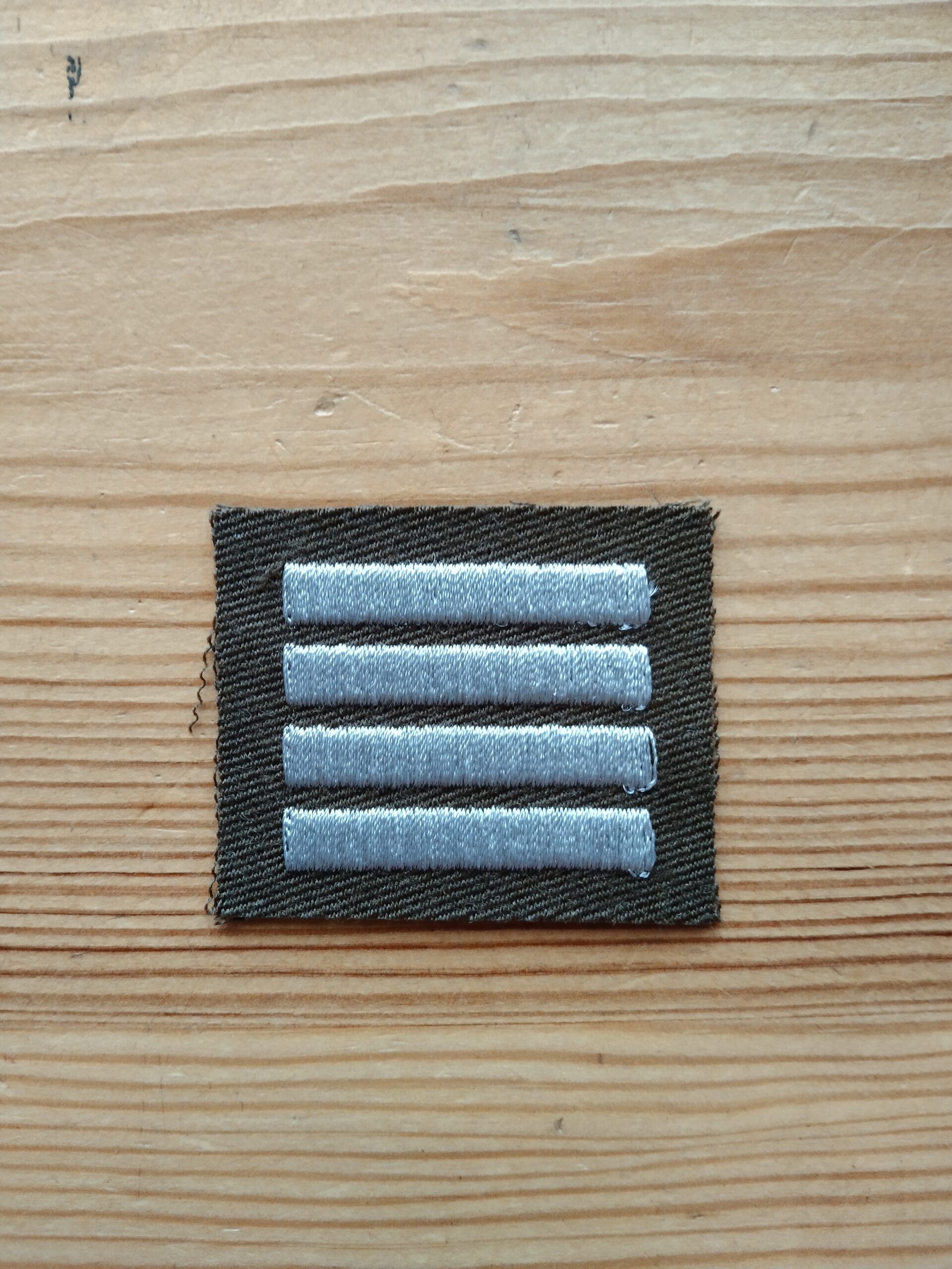 Stopień Do Furażerki Galowej Wojsk Lądowych - Plutonowy