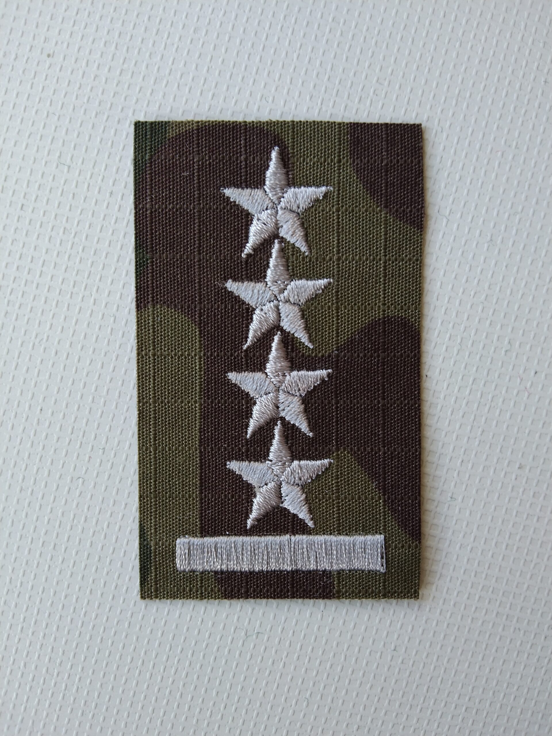 Stopień Do Furażerki Polowej – Kapitan