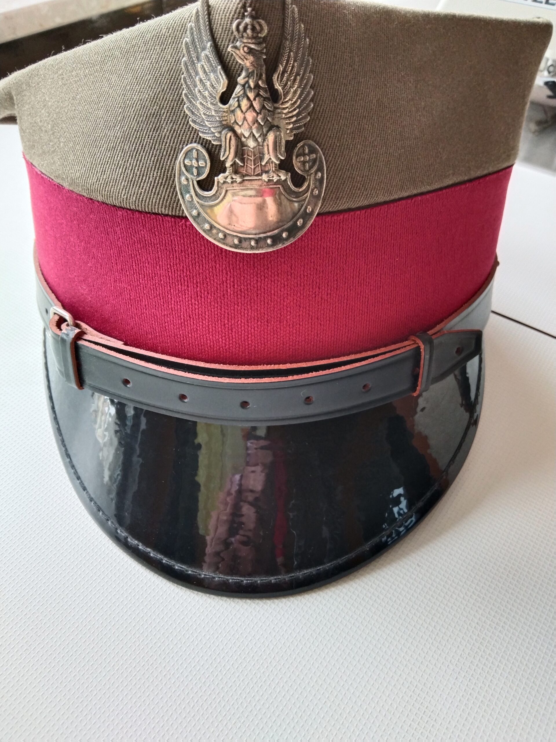 Otoki Szeregowy Do Rogatywek Wojsk Lądowych Kolor Wiśniowy