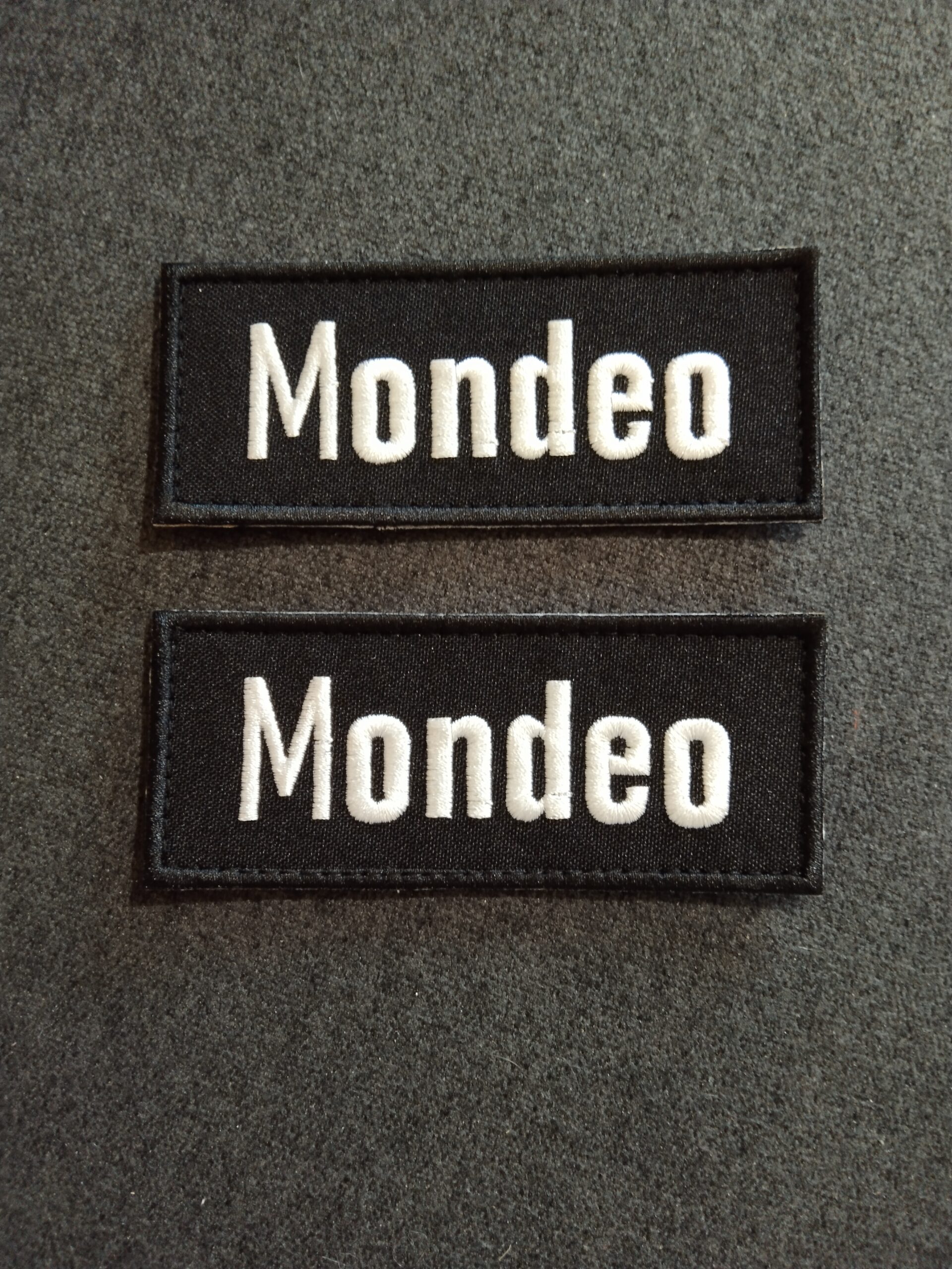 Naszywka Mondeo Komplet 2 Szt.